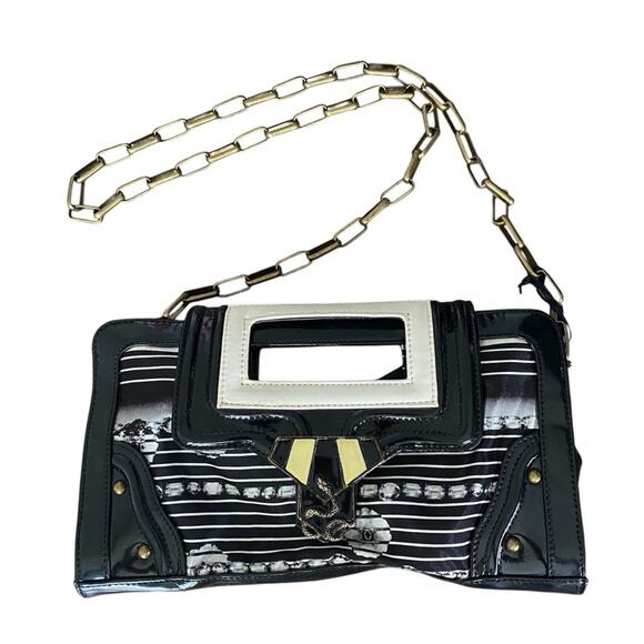 Roberto Cavalli Class NWTs Vintage Black Patent Leather Purse Chain Strap - Picture 1 of 15